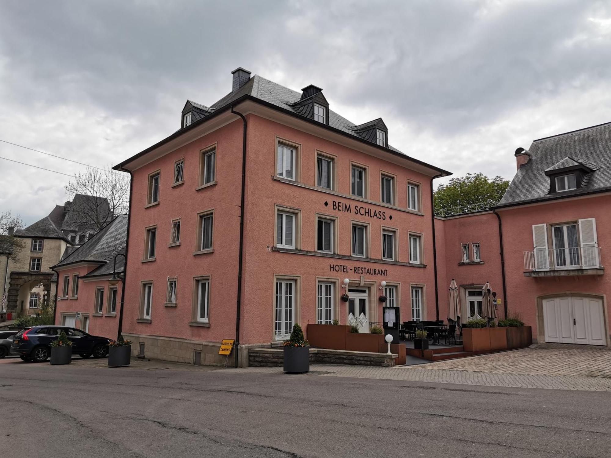Hotel-Restaurant Beim Schlass Wiltz Екстериор снимка